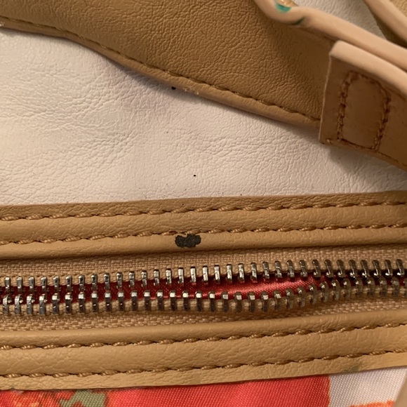 Used Tyler Rodan purse - Picture 7 of 9